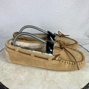 Minnetonka Womens Moccasin Slippers Sz 10 Tan Cally Suede Faux Fur Lined Loafers